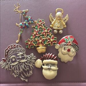 Festive Christmas Brooch Set